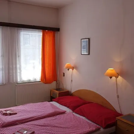 Sklarna Hotel 2*