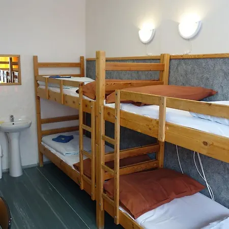 Sklárna 2*