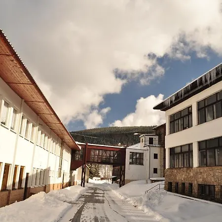 Sklarna Harrachov