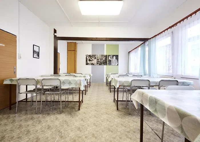 Hotel Sklárna 2*